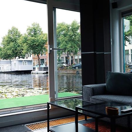 Beautiful Houseboat In The Centre Of Leiden Exterior photo